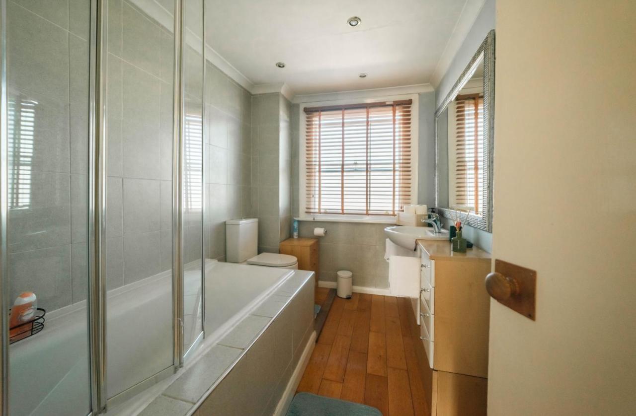 Stylish 2 Bedroom Flat In Camden Town Londra Dış mekan fotoğraf
